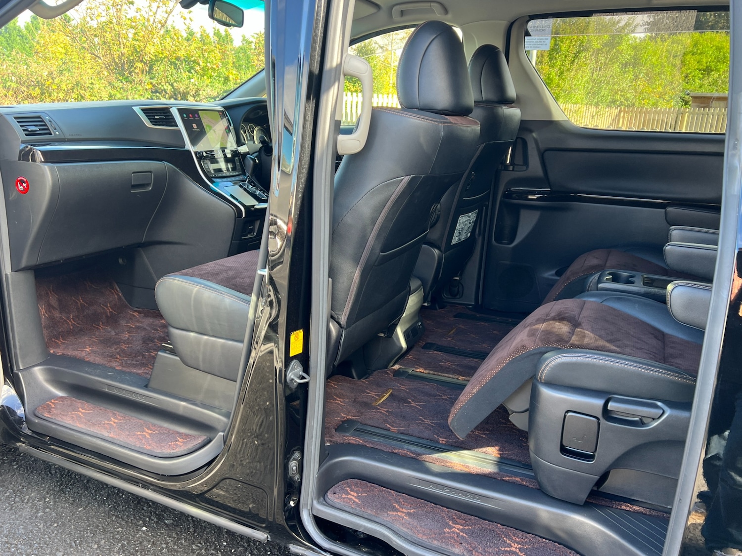 Used Toyota Alphard 2014 for sale - 76577355: Photo 10