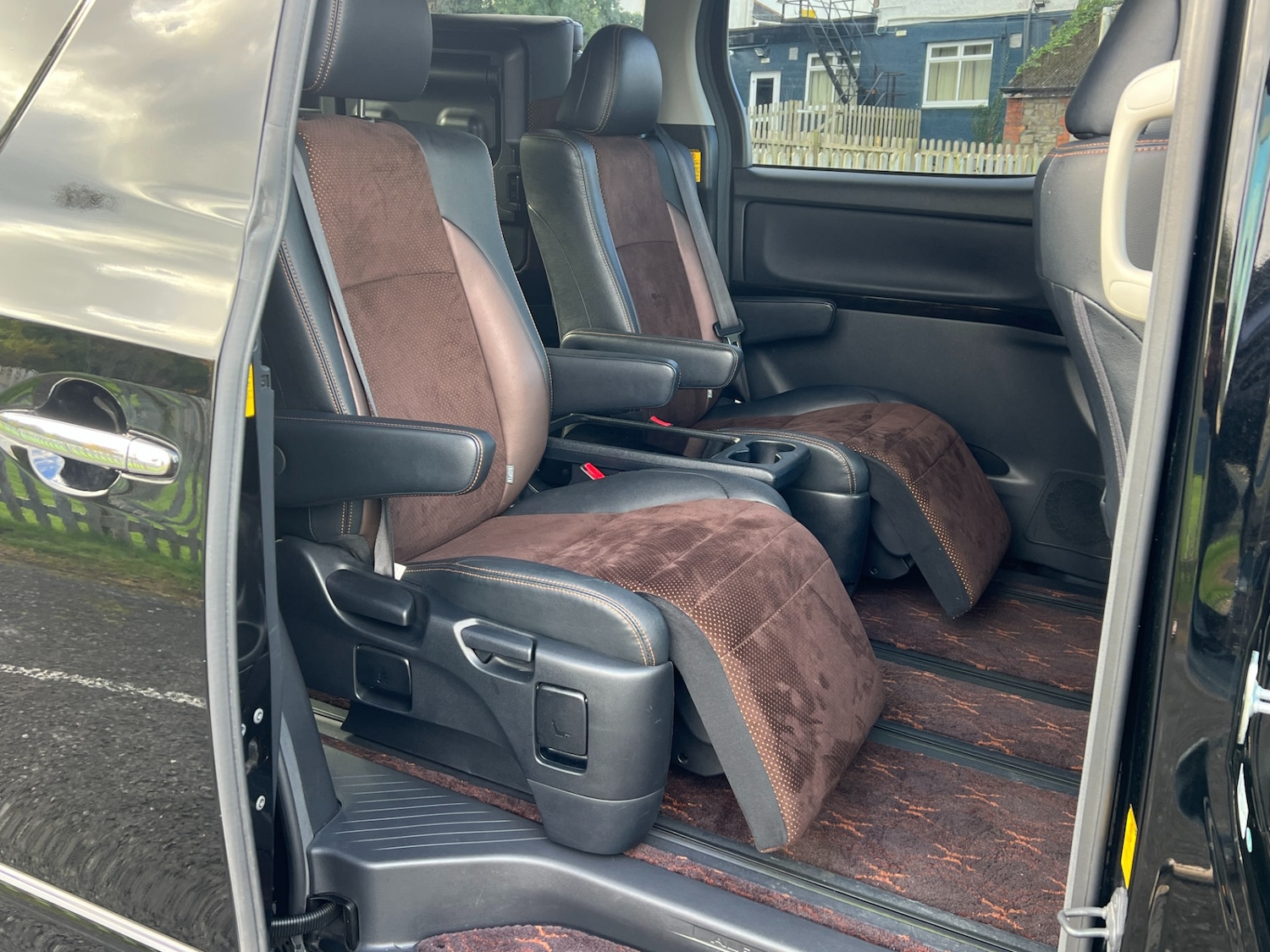 Used Toyota Alphard 2014 for sale - 76577355: Photo 13