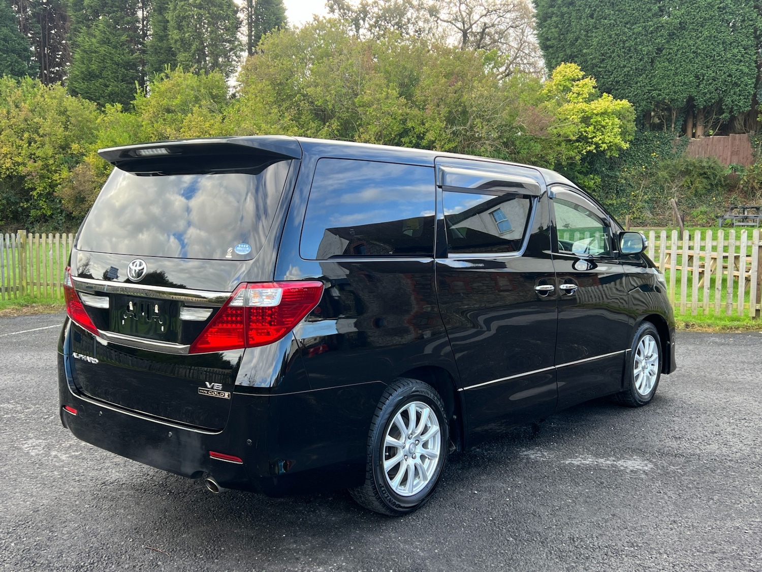 Used Toyota Alphard 2014 for sale - 76577355: Photo 4