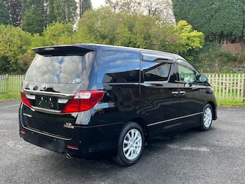 Used Toyota Alphard 2014 for sale - 76577355: Photo