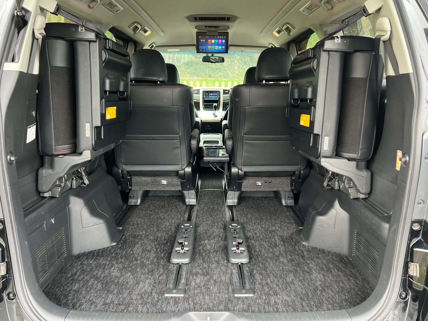 Used Toyota Vellfire 2013 for sale - 77578503: Photo 16