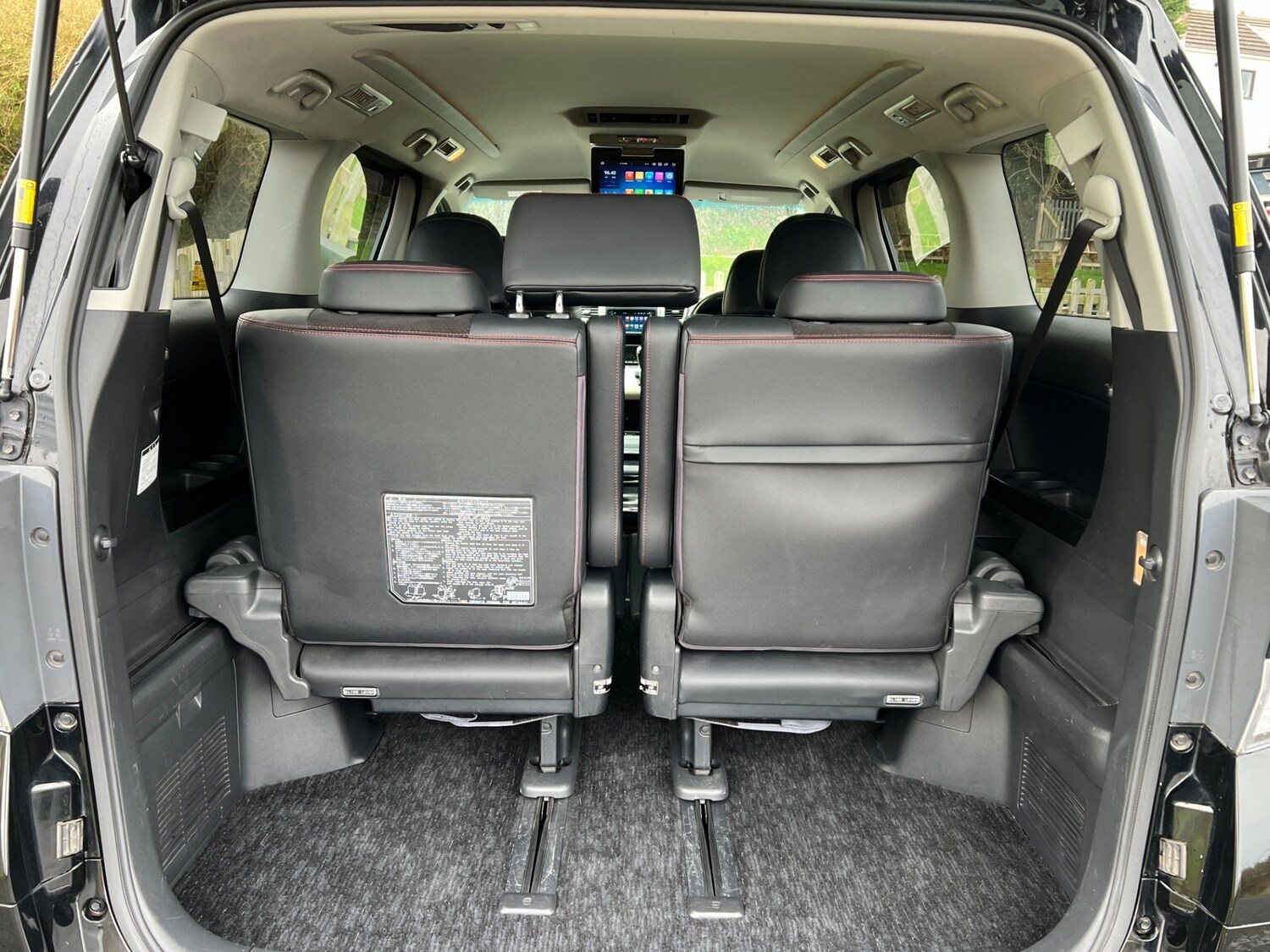 Used Toyota Vellfire 2013 for sale - 77578503: Photo 17