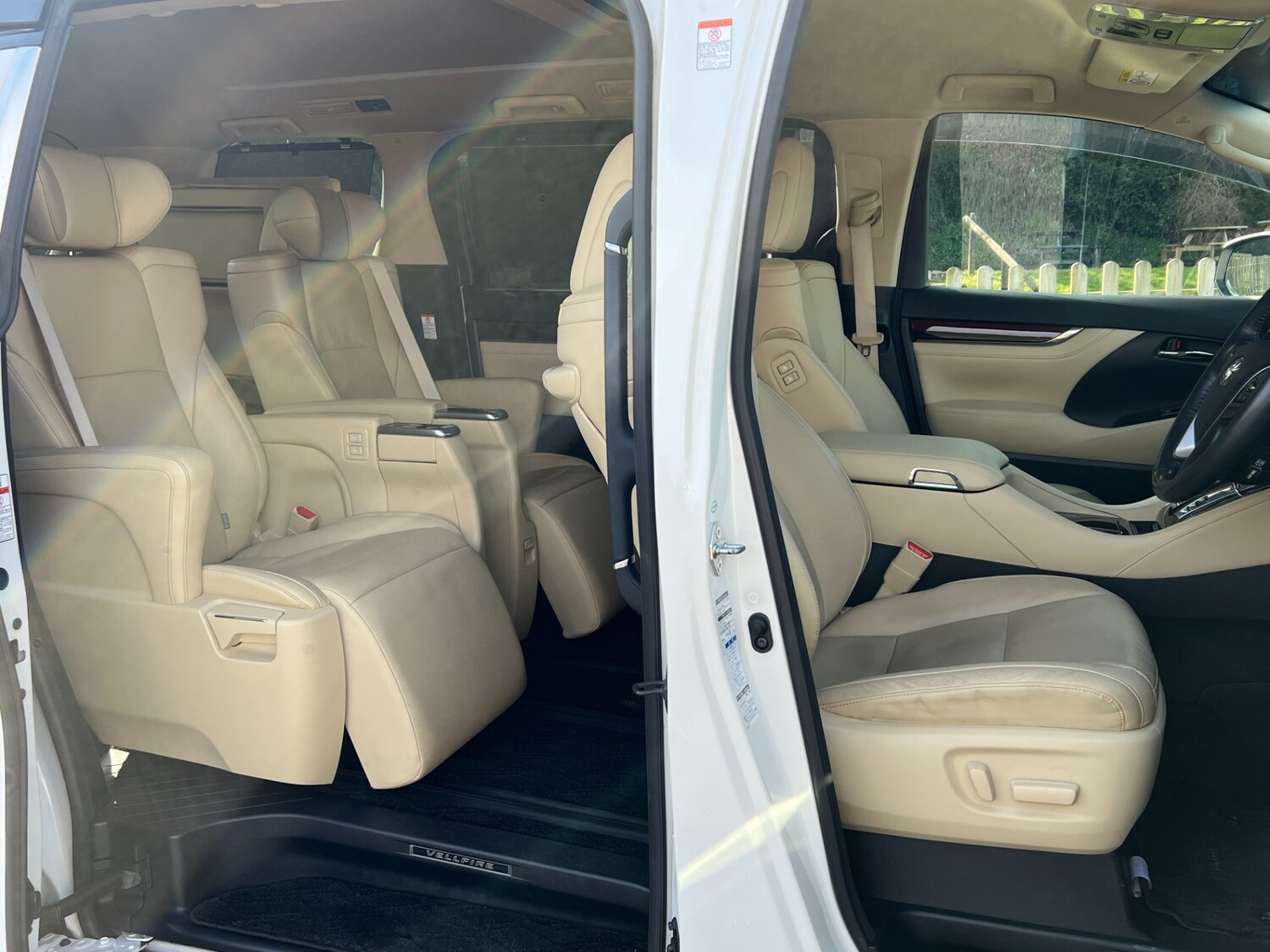 Used Toyota Vellfire 2015 for sale - 77947138: Photo 22