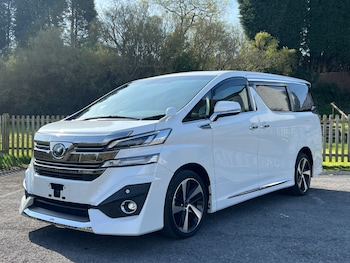 Used Toyota Vellfire 2015 for sale - 77947138: Photo