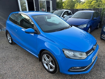 Used Volkswagen Polo 2015 for sale - 78946340: Photo