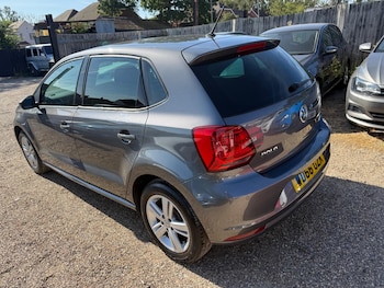 Used Volkswagen Polo 2016 for sale - 79471771: Photo
