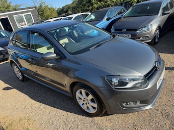 Used Volkswagen Polo 2013 for sale - 79508886: Photo