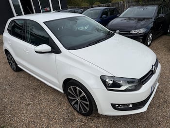 Used Volkswagen Polo 2013 for sale - 79860273: Photo