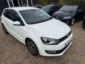Used Volkswagen Polo 2013 for sale - 79860273: Photo