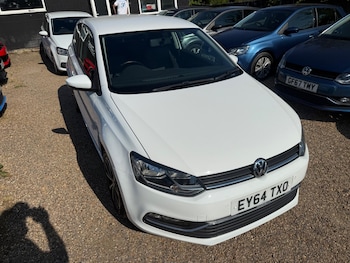 Used Volkswagen Polo 2014 for sale - 79188259: Photo