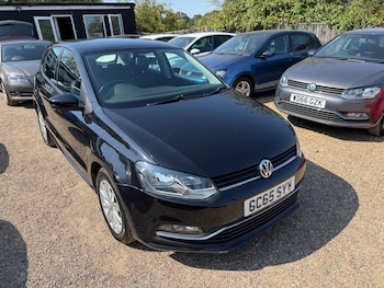 Used Volkswagen Polo 2016 for sale - 79520608: Photo