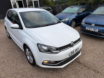 Used Volkswagen Polo 2016 for sale - 79224170: Photo