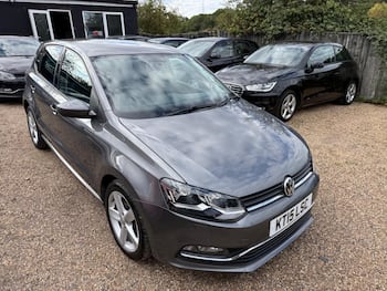 Used Volkswagen Polo 2015 for sale - 79874506: Photo
