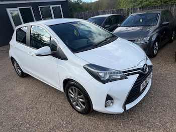 Used Toyota Yaris 2015 for sale - 78946420: Photo