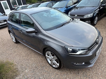 Used Volkswagen Polo 2011 for sale - 79146114: Photo