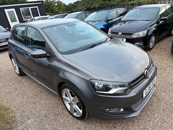 Used Volkswagen Polo 2011 for sale - 79146114: Photo