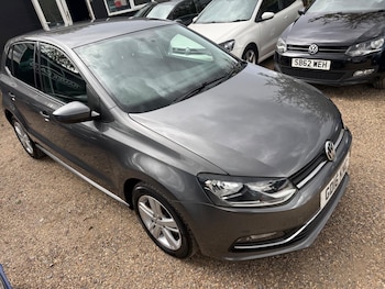 Used Volkswagen Polo 2016 for sale - 79601014: Photo