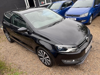 Used Volkswagen Polo 2012 for sale - 78946048: Photo