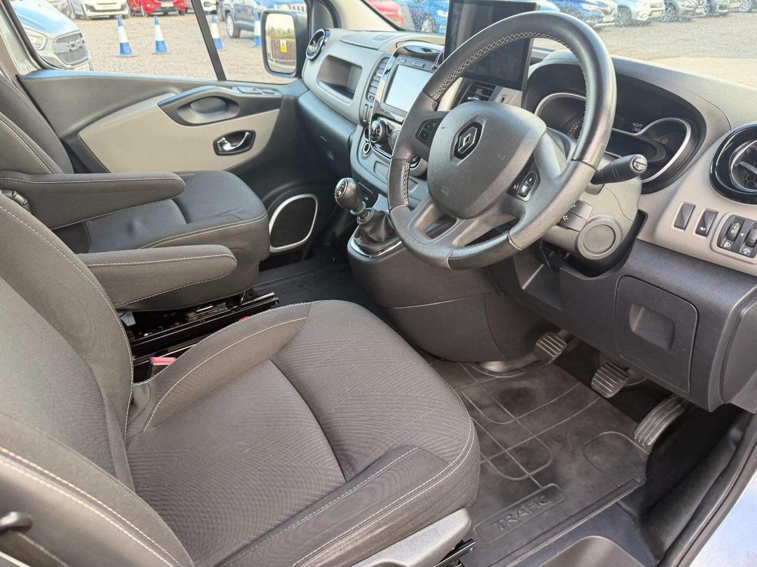 Used Renault Trafic 2018 for sale - 77282454: Photo 66