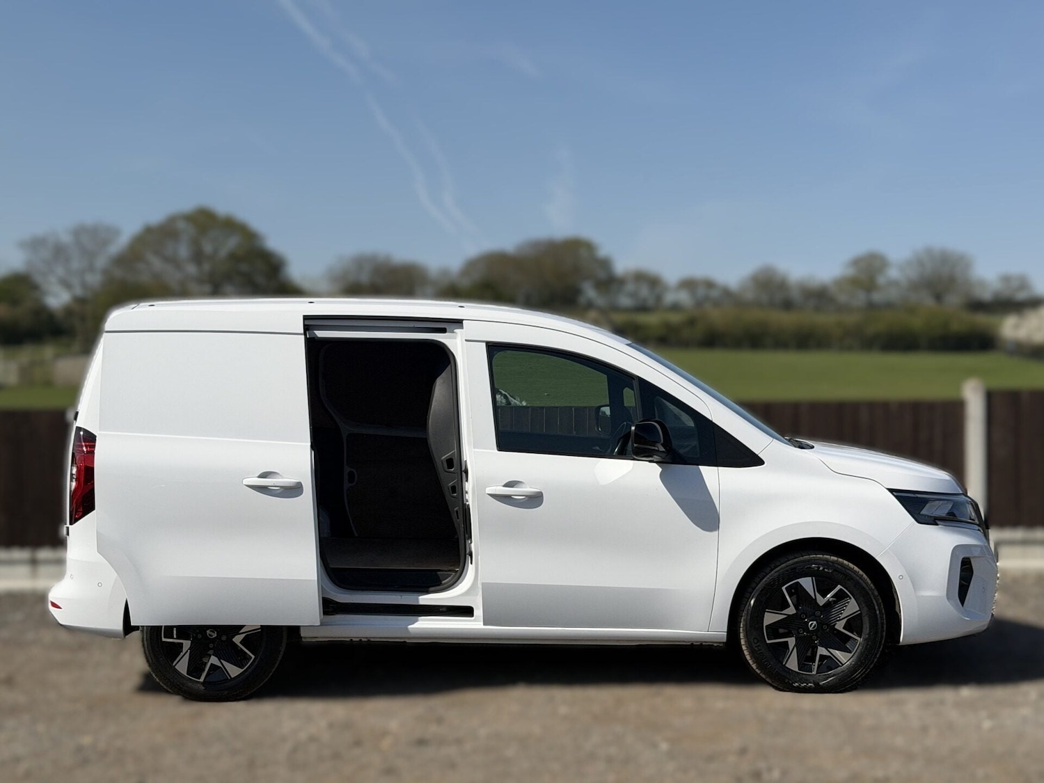 Used Nissan Other 2023 for sale - 78168377: Photo 15