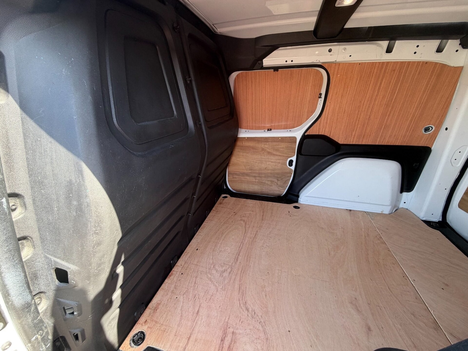 Used Nissan Other 2023 for sale - 78168377: Photo 5