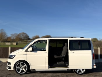 Used Volkswagen Transporter 2018 for sale - 78640391: Photo