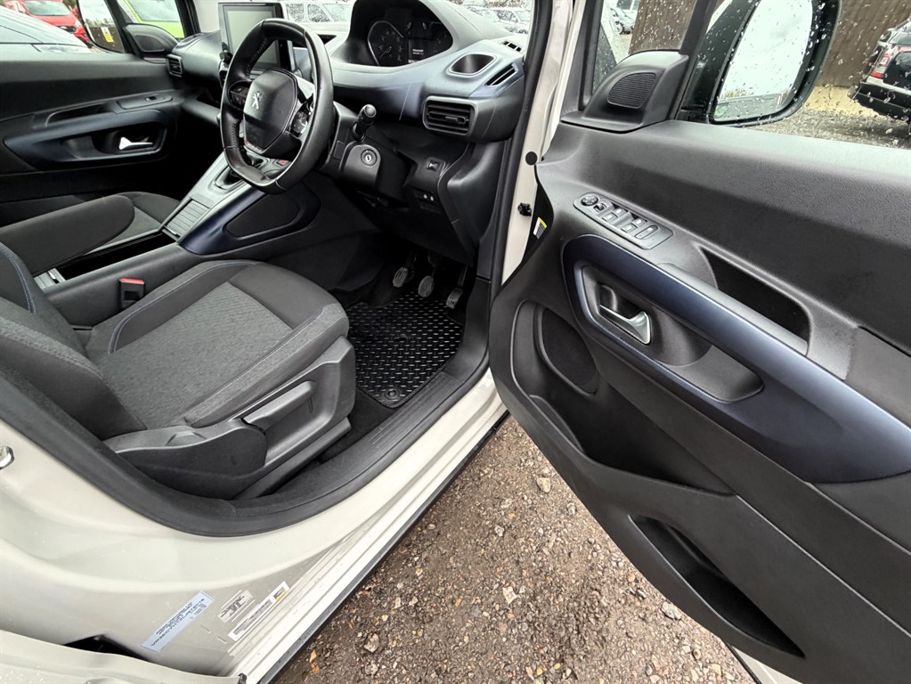 Used Peugeot Rifter 2021 for sale - 76664619: Photo 47