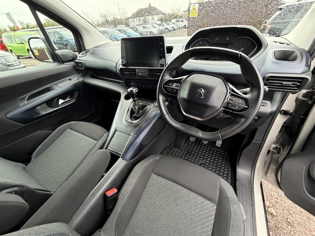 Used Peugeot Rifter 2021 for sale - 76664619: Photo 51