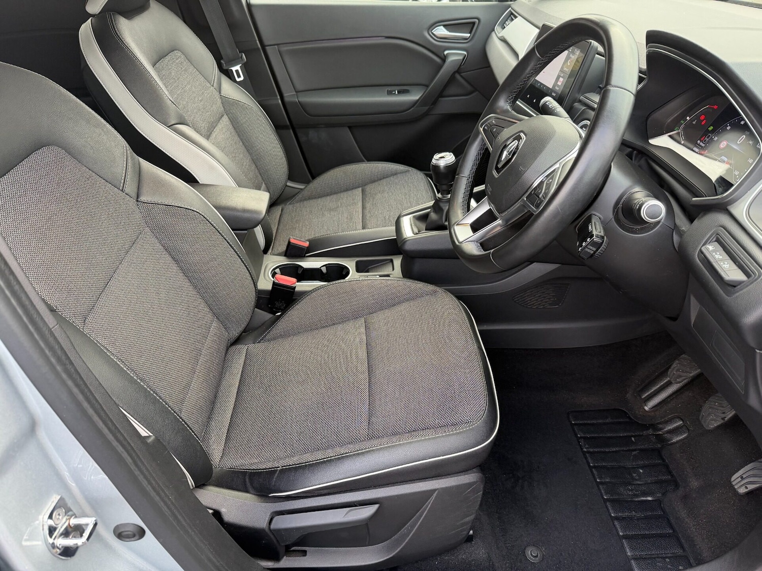 Used Renault Captur 2021 for sale - 77302855: Photo 13