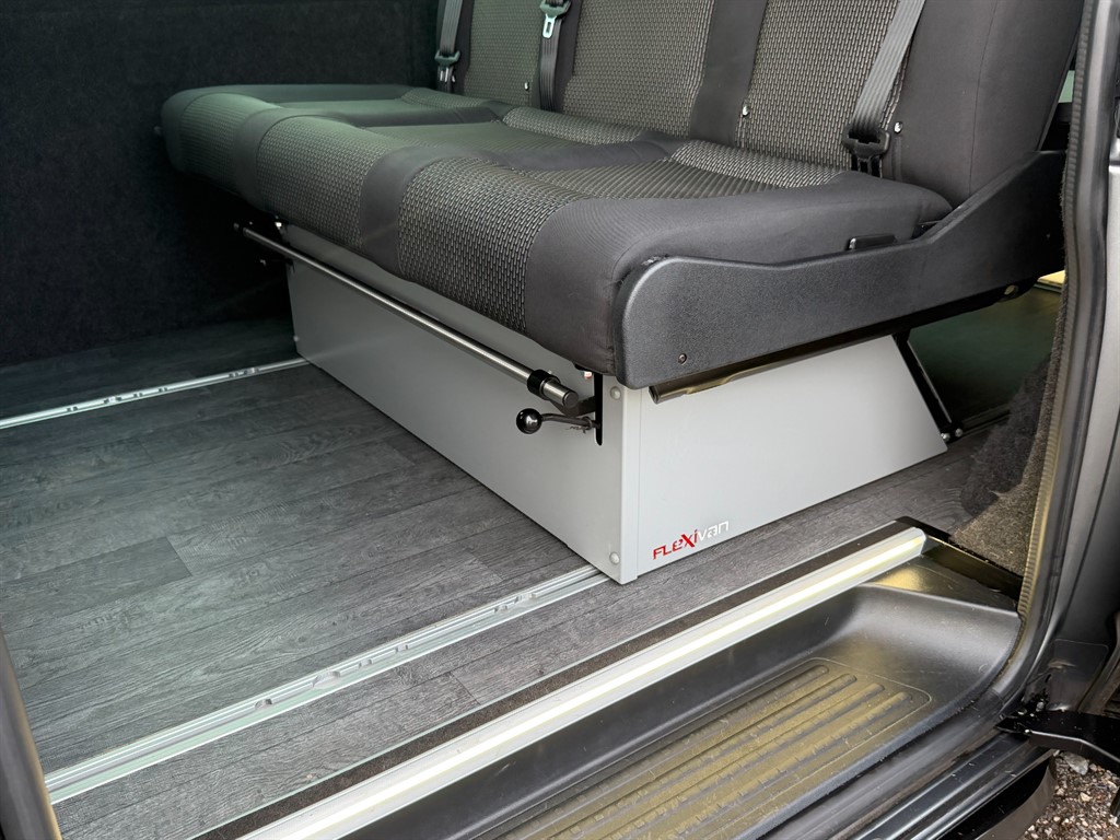 Used Volkswagen Transporter 2020 for sale - 76575300: Photo 13