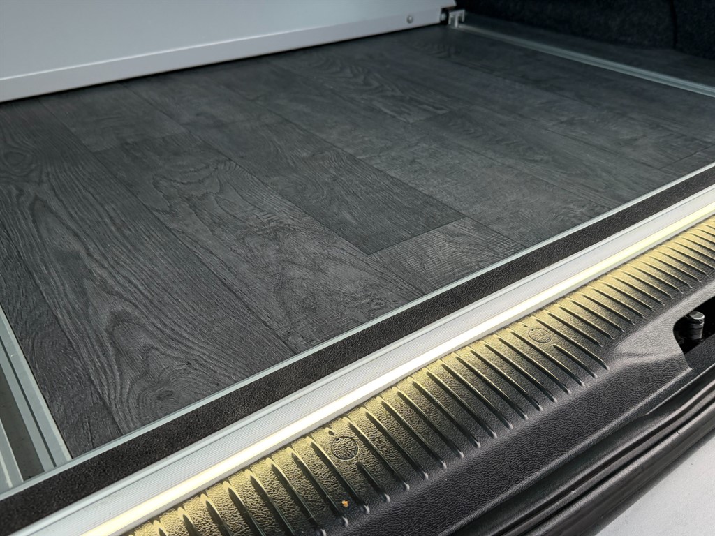 Used Volkswagen Transporter 2020 for sale - 76575300: Photo 27