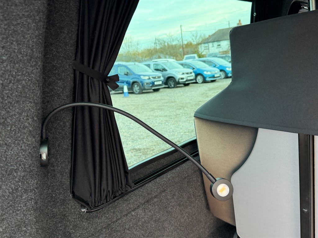 Used Volkswagen Transporter 2020 for sale - 76575300: Photo 31