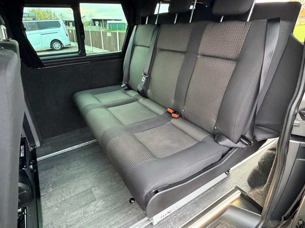 Used Volkswagen Transporter 2020 for sale - 76575300: Photo 8