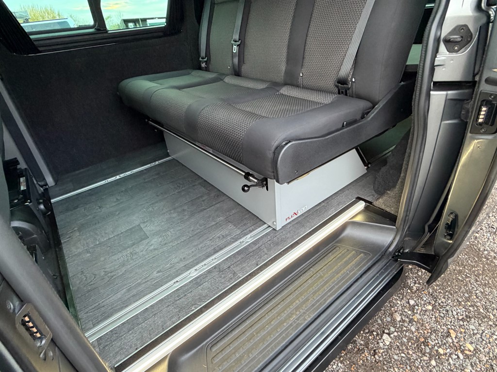 Used Volkswagen Transporter 2020 for sale - 76575300: Photo 9