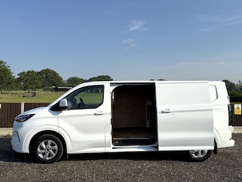 Used Ford Transit Custom 2024 for sale - 79401794: Photo