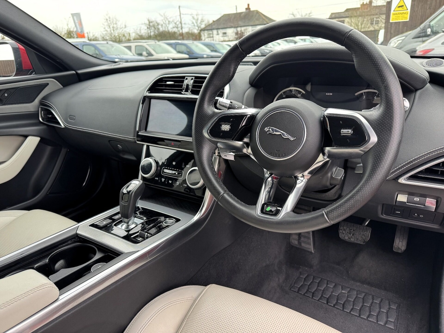 Used Jaguar XE 2019 for sale - 77461317: Photo 14