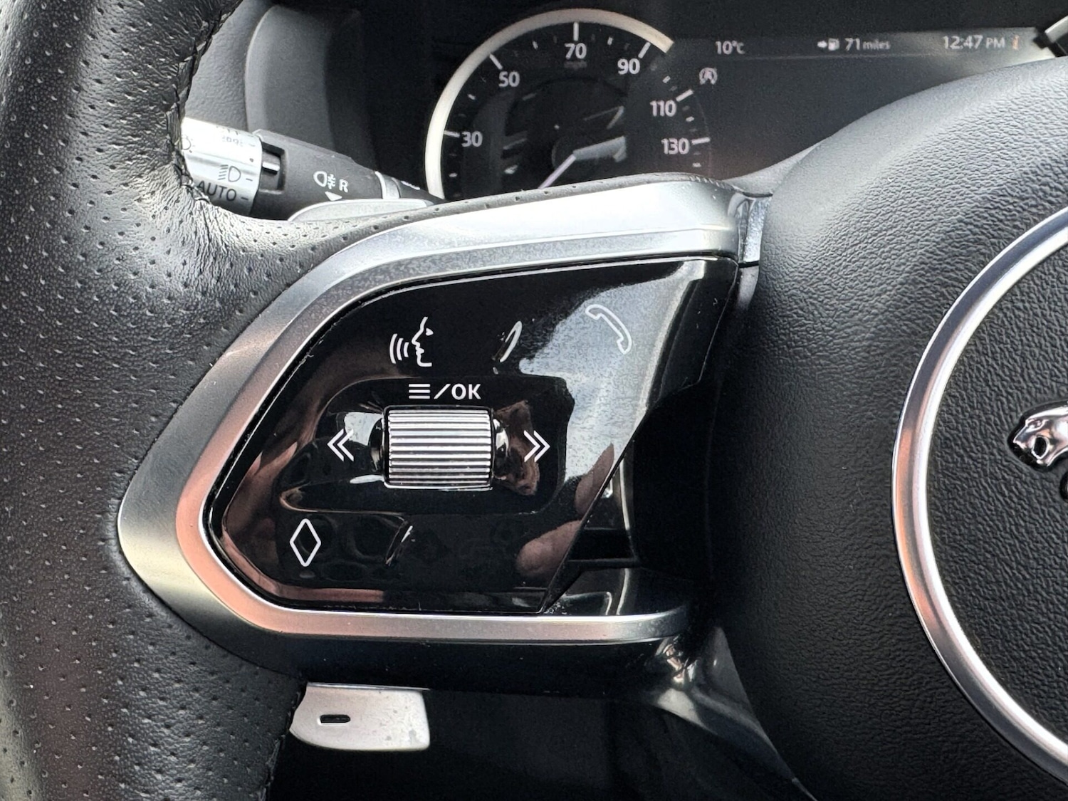 Used Jaguar XE 2019 for sale - 77461317: Photo 16