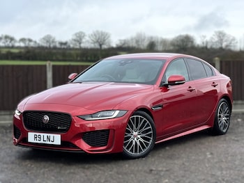 Used Jaguar XE 2019 for sale - 77461317: Photo