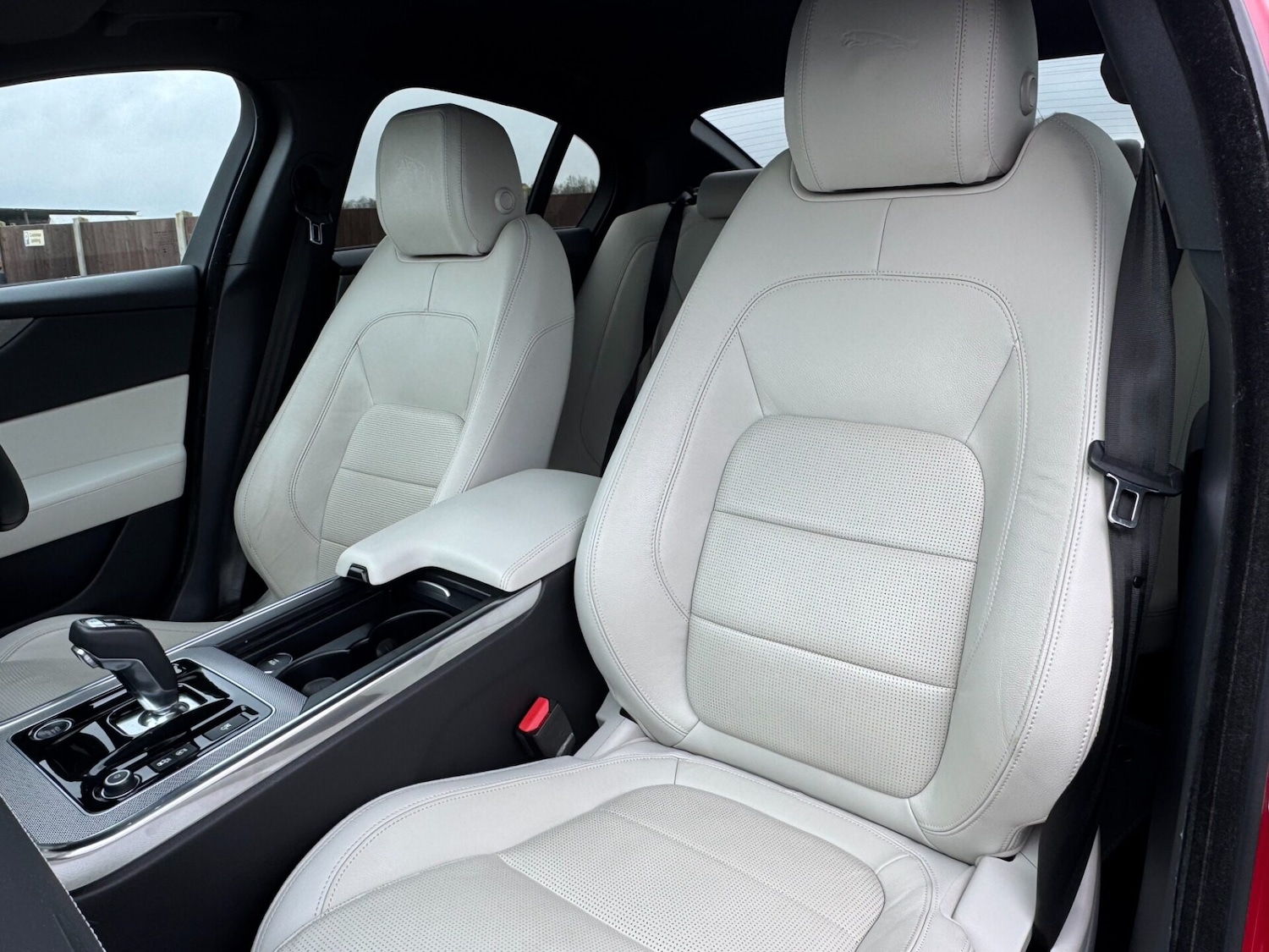 Used Jaguar XE 2019 for sale - 77461317: Photo 27