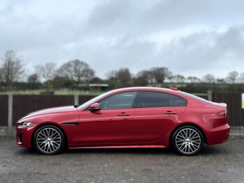 Used Jaguar XE 2019 for sale - 77461317: Photo