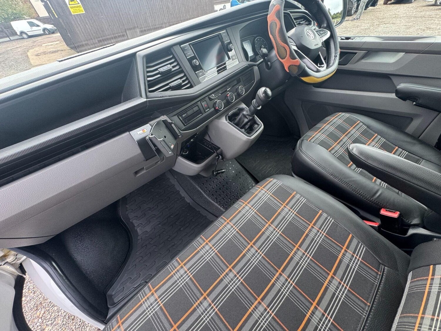 Used Volkswagen Transporter 2020 for sale - 77412763: Photo 46