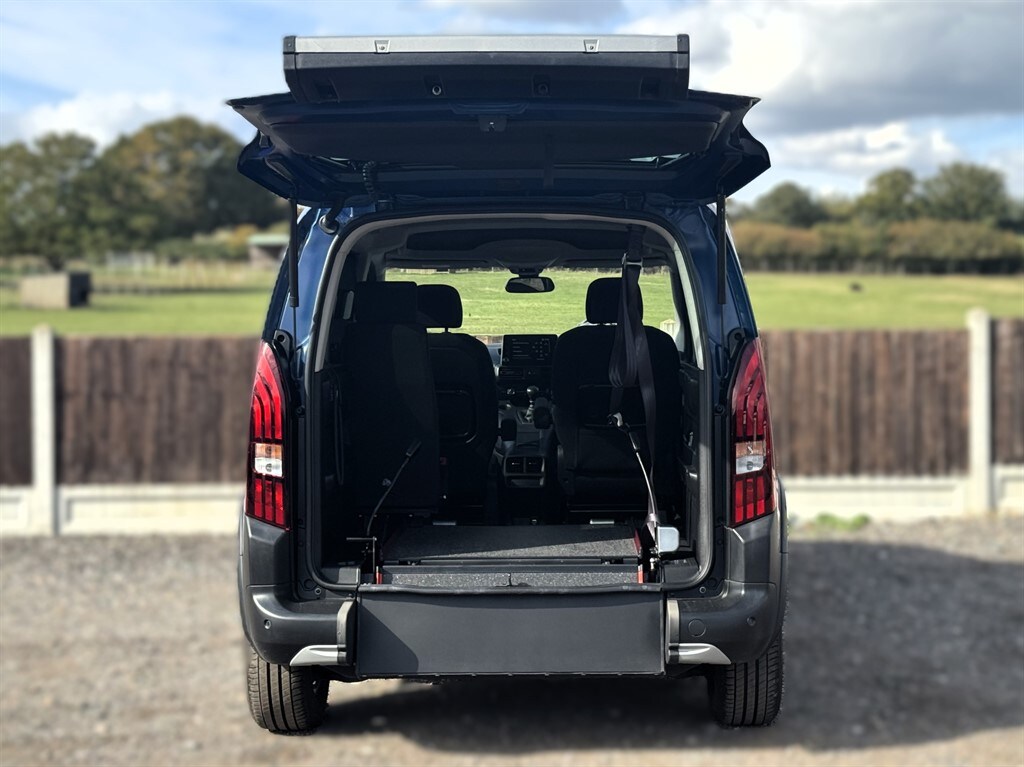 Used Peugeot Rifter 2022 for sale - 76104517: Photo 13