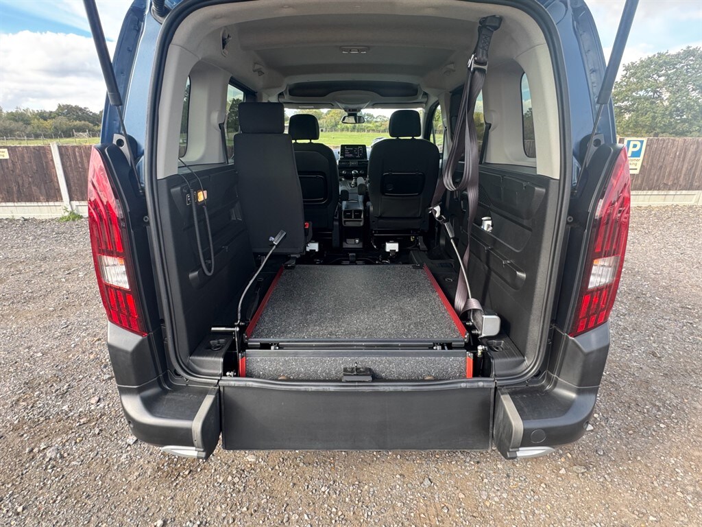 Used Peugeot Rifter 2022 for sale - 76104517: Photo 16