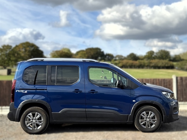Used Peugeot Rifter 2022 for sale - 76104517: Photo 25