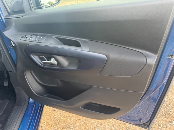 Used Peugeot Rifter 2022 for sale - 76104517: Photo 33