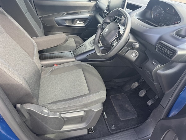 Used Peugeot Rifter 2022 for sale - 76104517: Photo 35