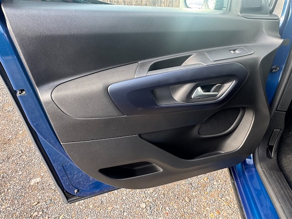 Used Peugeot Rifter 2022 for sale - 76104517: Photo 36