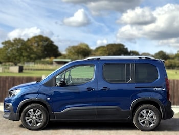 Used Peugeot Rifter 2022 for sale - 76104517: Photo