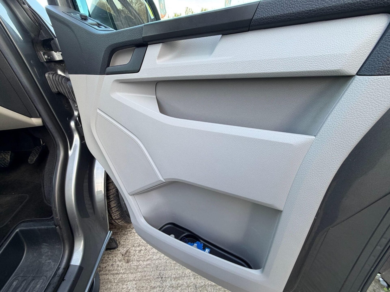 Used Volkswagen Transporter 2019 for sale - 77282440: Photo 28