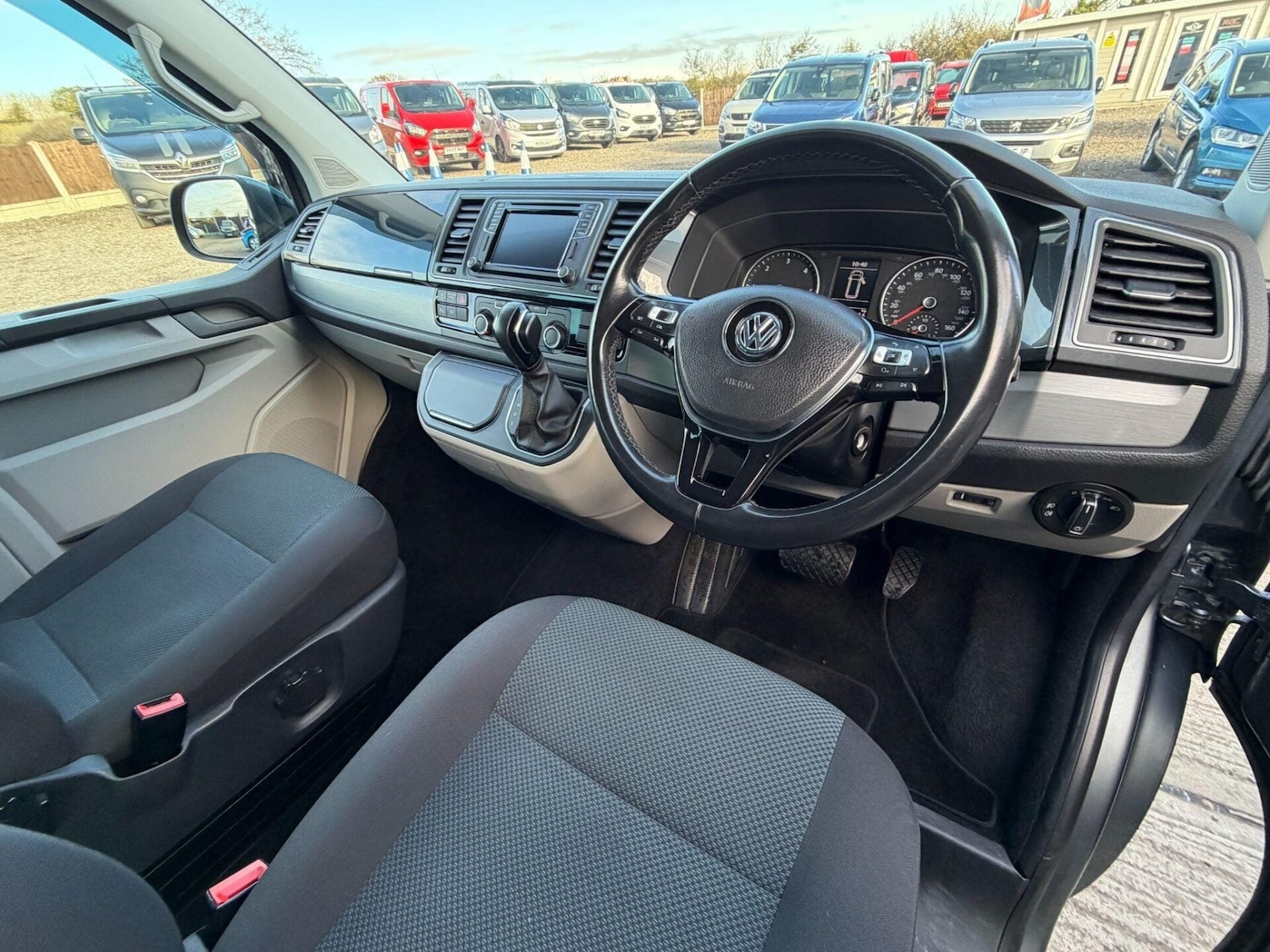 Used Volkswagen Transporter 2019 for sale - 77282440: Photo 32